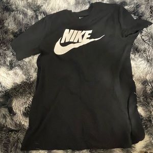 Nike T-Shirt NWOT